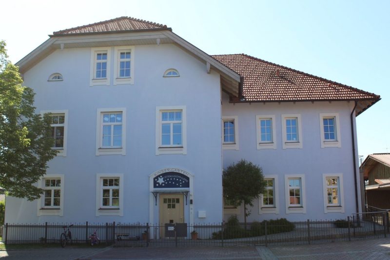  Das Haus - Kindergarten Sternschnuppe Bildidee 